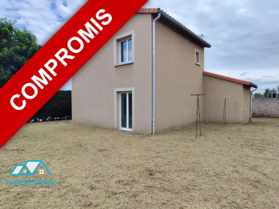 Maison à MAZEYRAT-D&#039;ALLIER