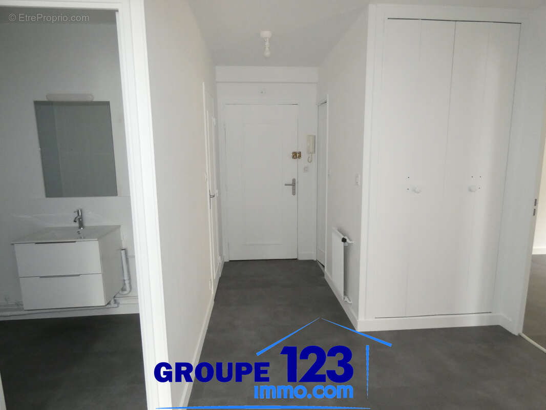 Appartement à MIGENNES