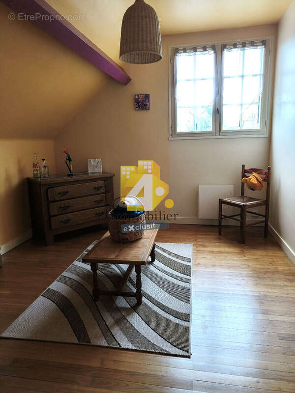 Maison à LA CHAPELLE-DES-MARAIS