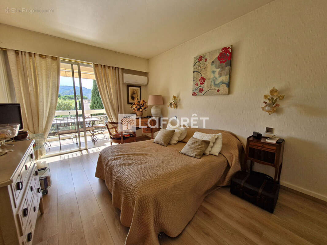 Appartement à MARSEILLE-9E
