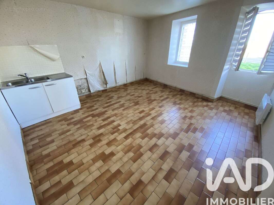 Photo 3 - Maison à SAINTE-SUZANNE
