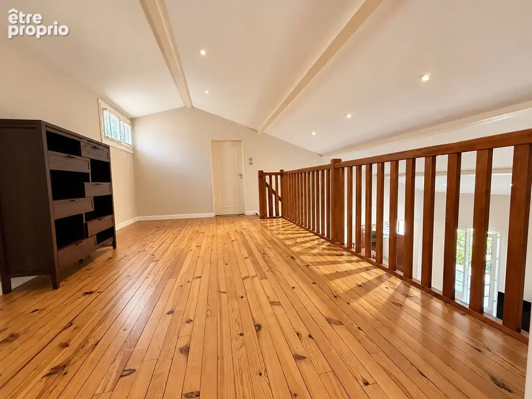 Maison 140m² à galgon - photo 6