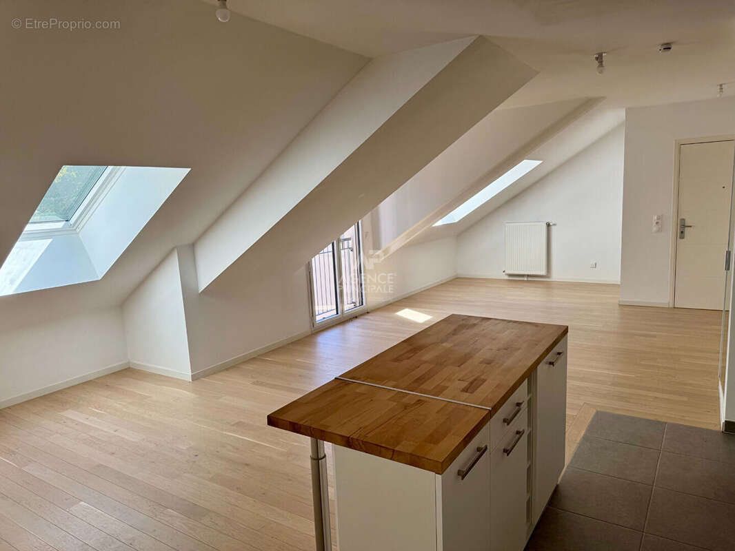 Appartement Le Mesnil Le Roi 2 pièce(s) 53.23 m2 - photo 4