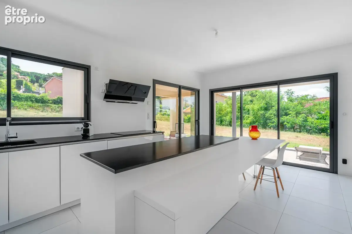 Maison tres recente  - 5 pieces - 181m2 montmerle sur saone - photo 3