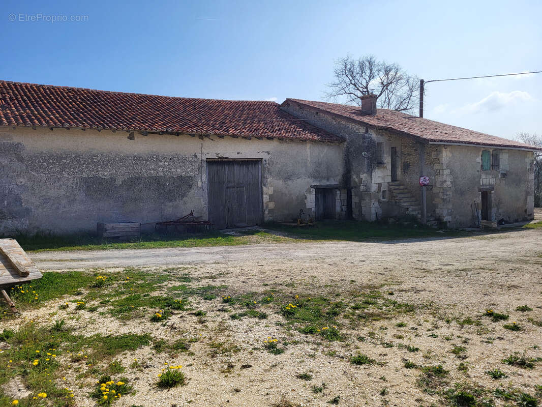 Maison à GRAND-BRASSAC