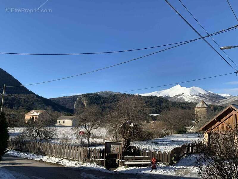 Maison à LUS-LA-CROIX-HAUTE