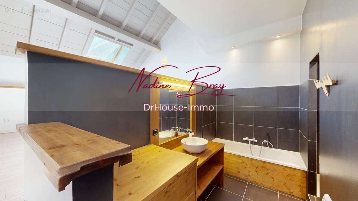 Appartement à LE BOURGET-DU-LAC