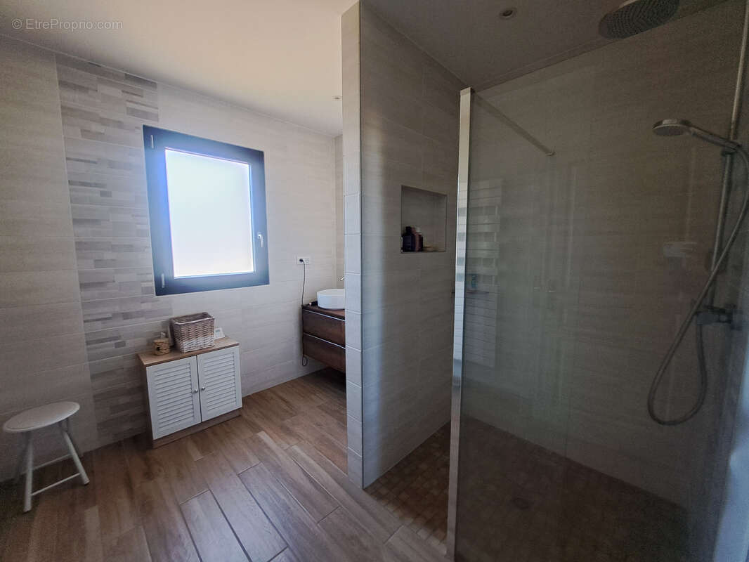 Maison 116 m² à Loubeyrat  - photo 7