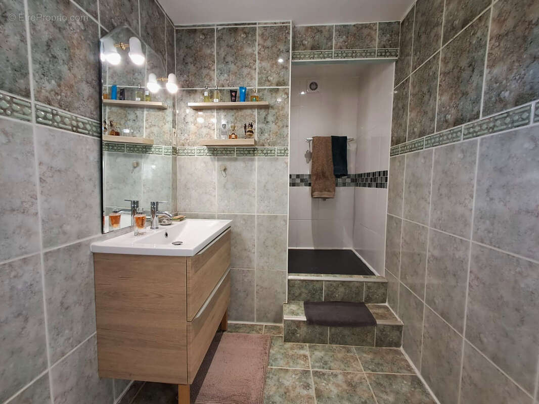 Maison à ESPONDEILHAN