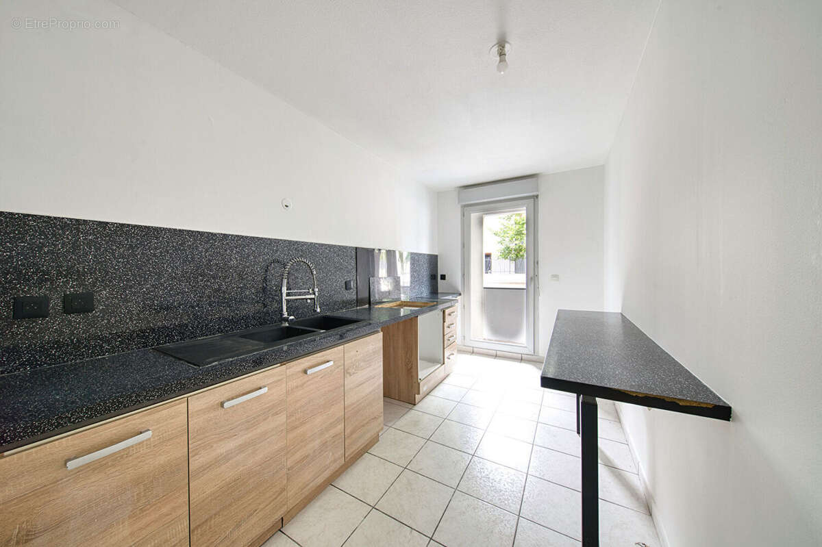 Appartement à SAINTE-FOY-LES-LYON