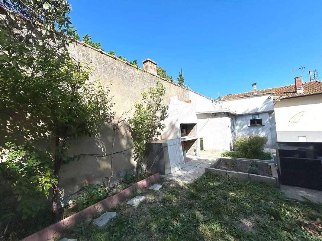 Maison à LEZIGNAN-CORBIERES