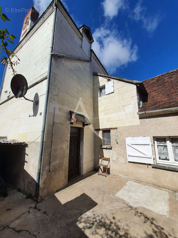 Maison à VILLENTROIS