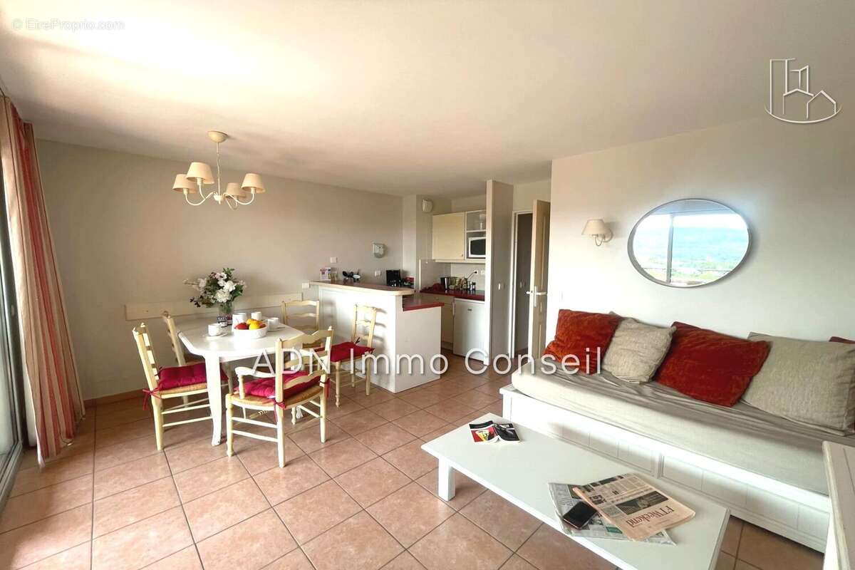 Appartement à MALLEMORT