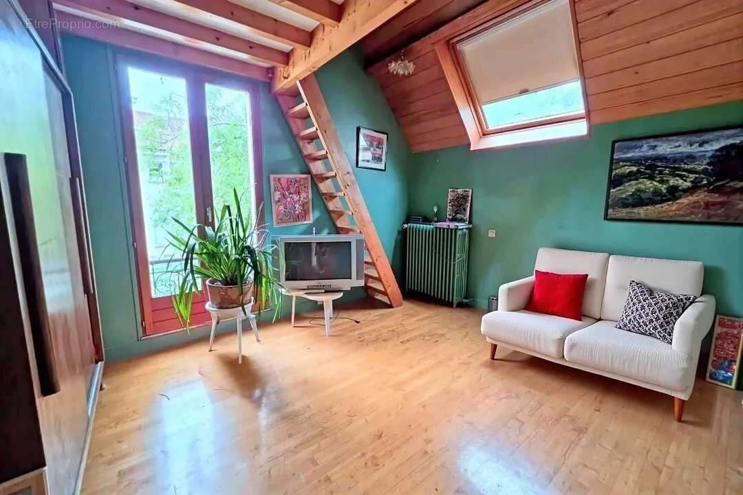 Maison à LE VESINET