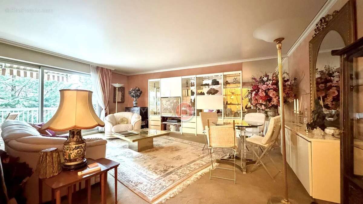 Appartement à LE RAINCY