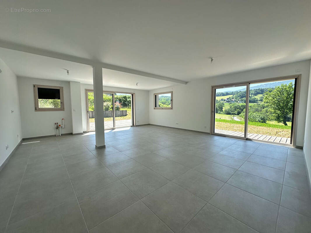 Reignier-Ésery - Magnifique Appartement en rez-de-jardin, dans un écrin de verdure proche du Golf - photo 2