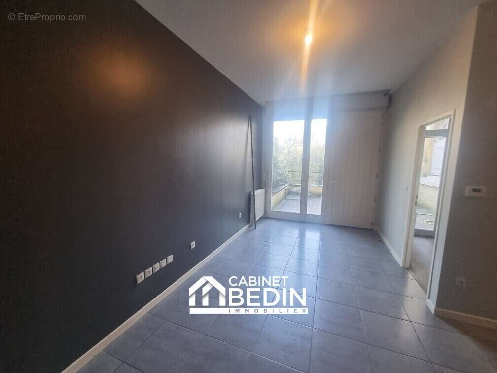 Appartement à VILLENAVE-D'ORNON