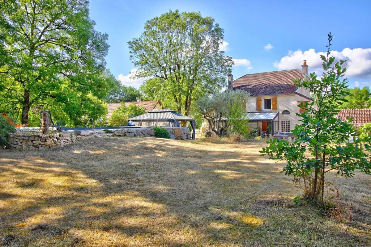 Maison de 145 m², 4 chambres - photo 2