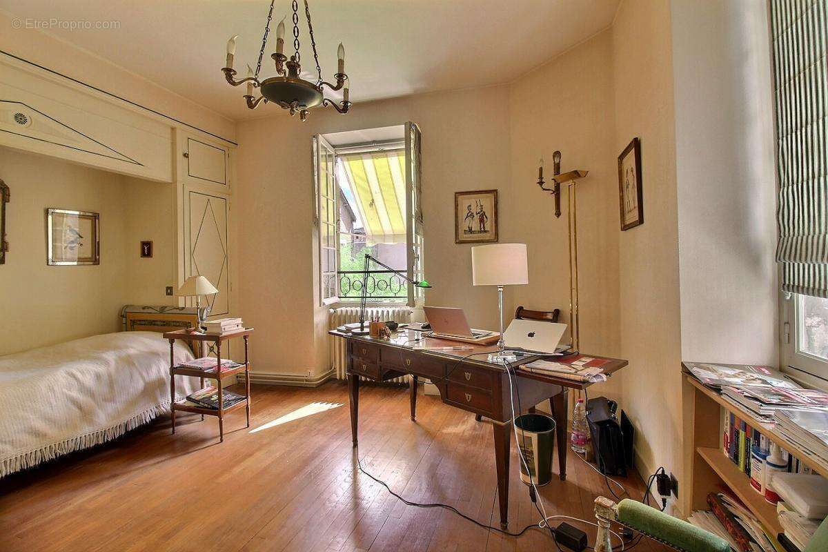 Maison à BRIVE-LA-GAILLARDE