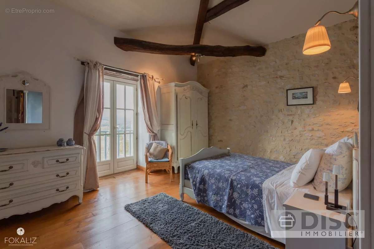 Maison à CASTELNAU-DE-MONTMIRAL