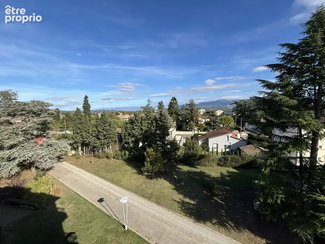 Appartement 4 pièces 66 m² à vendre à Romans-Sur-Isere (26100) - photo 4