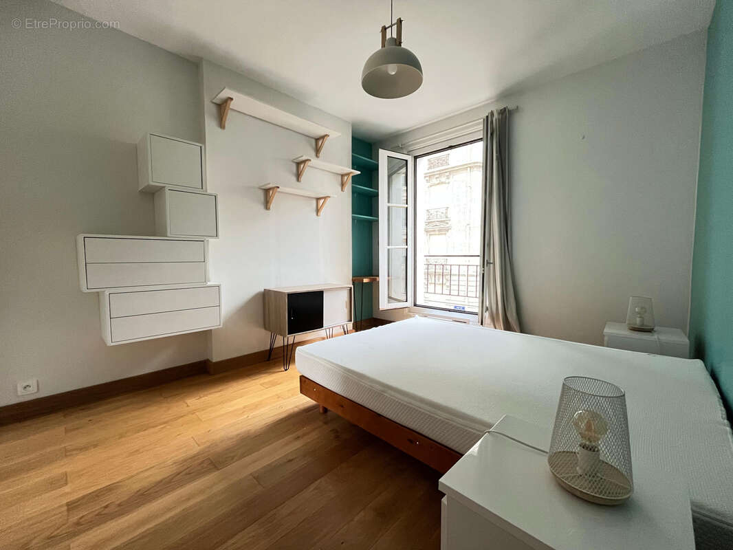 Appartement à PARIS-14E