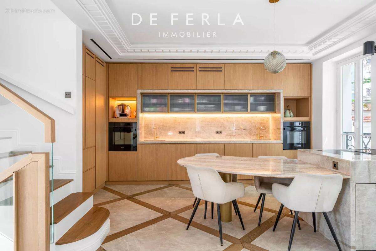 Maison à SAINT-MANDE