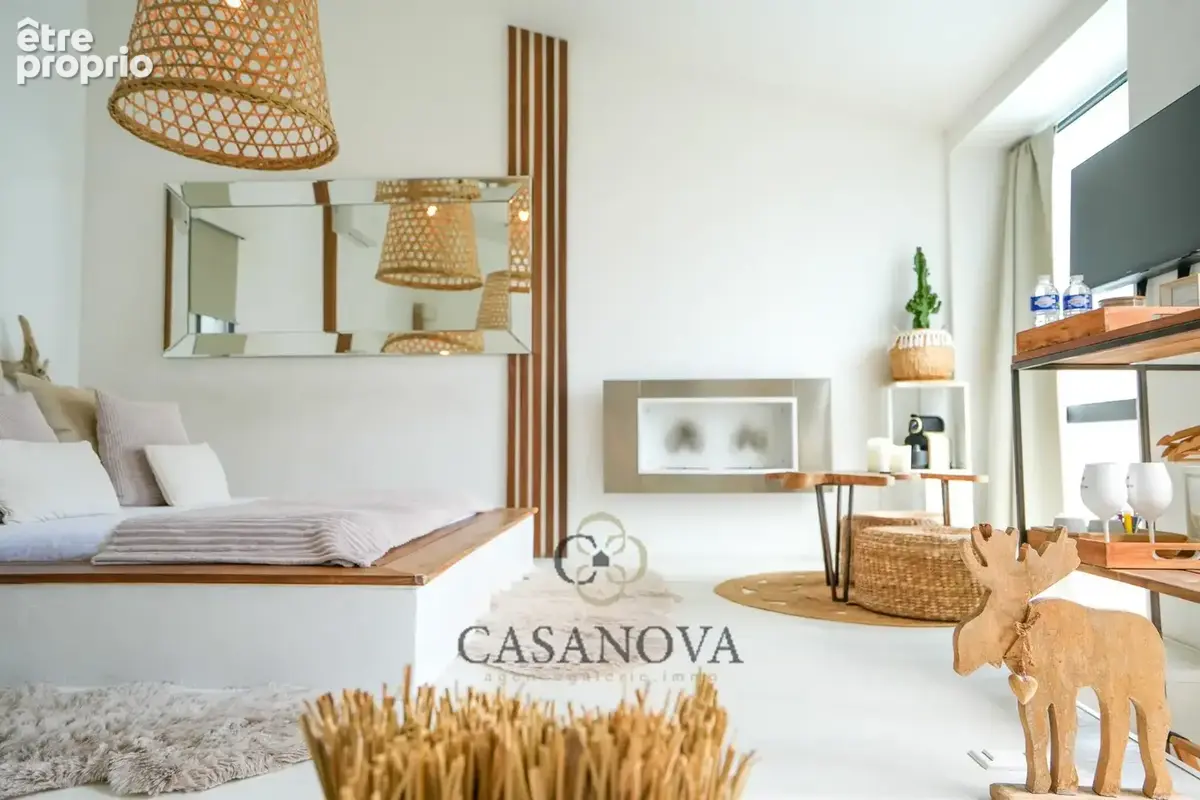 Mas Camarguais de 250 m² sur 2.6 hectares de terrain proche de Montpellier - photo 2