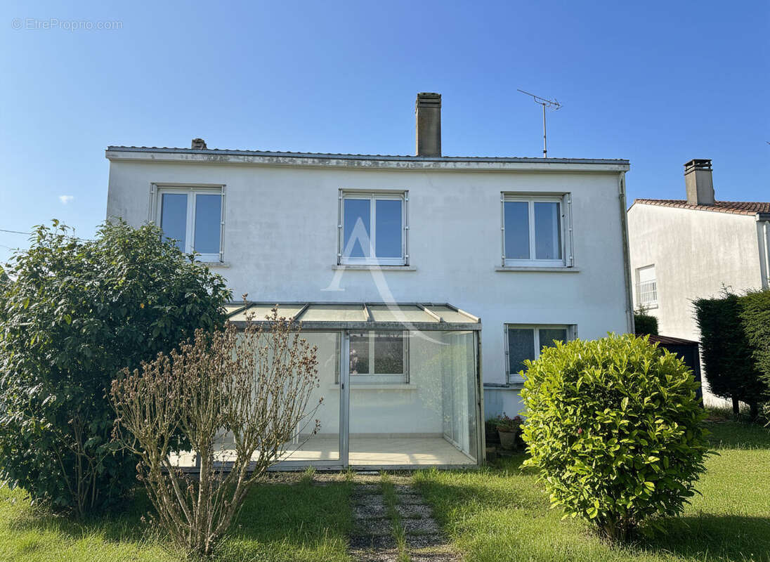 Maison à ROCHEFORT