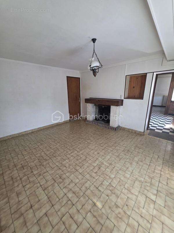 Maison de 128m2 avec terrain de 300m2 et garage - photo 2