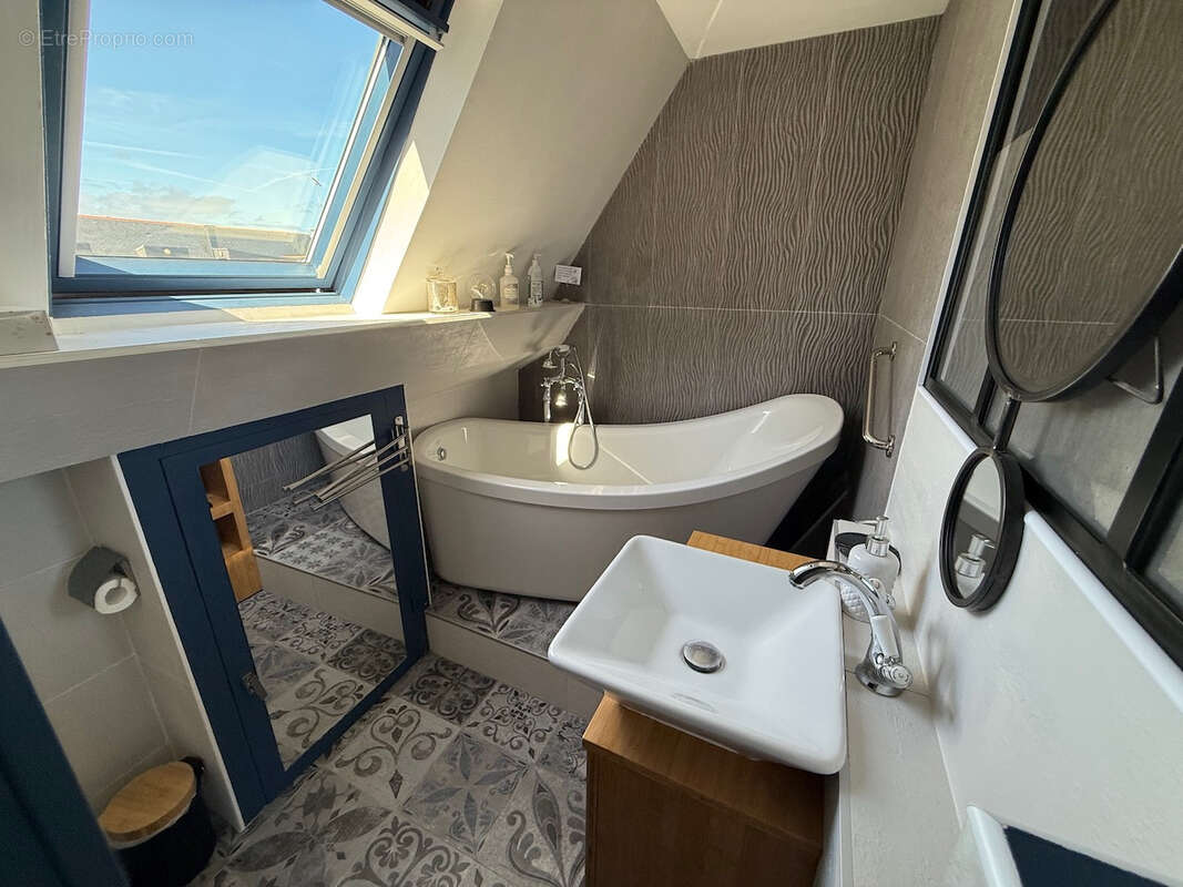 Maison à LE POULIGUEN