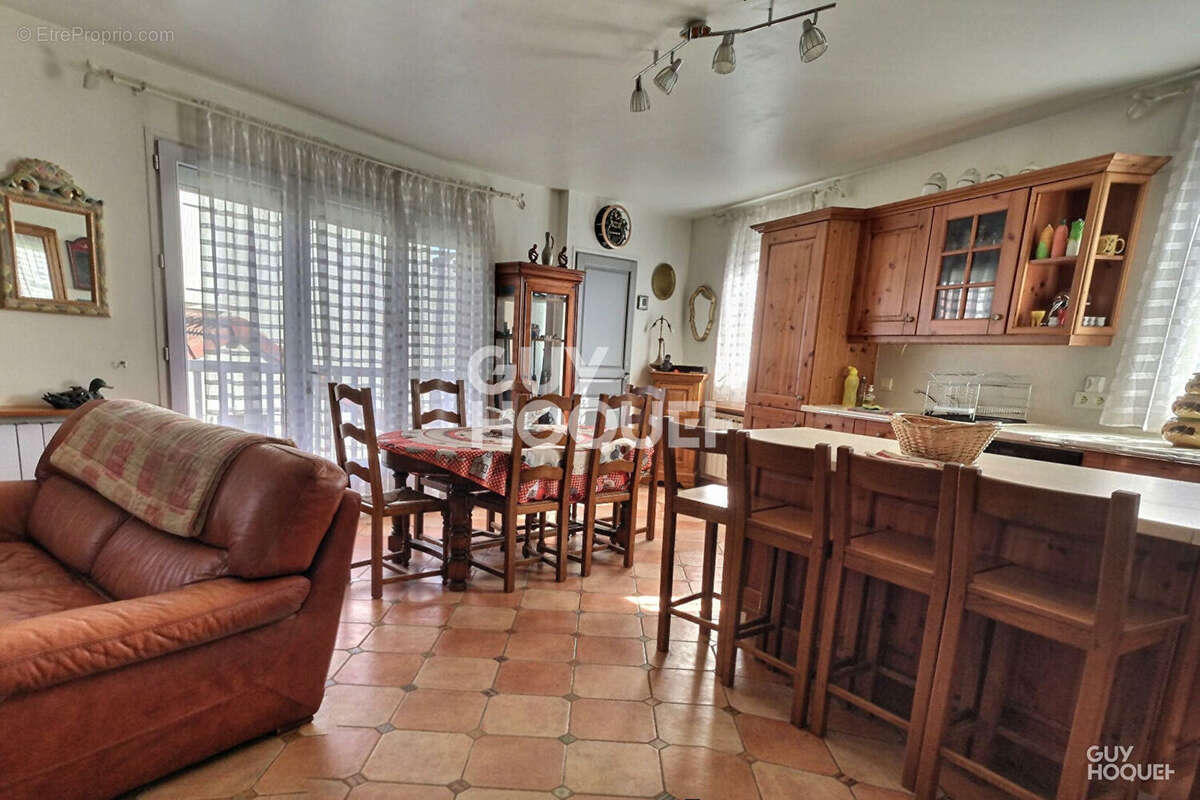 Maison à FLINS-SUR-SEINE