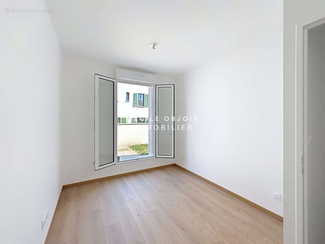 Maison 93 m² à Joinville-Le-Pont  - photo 6