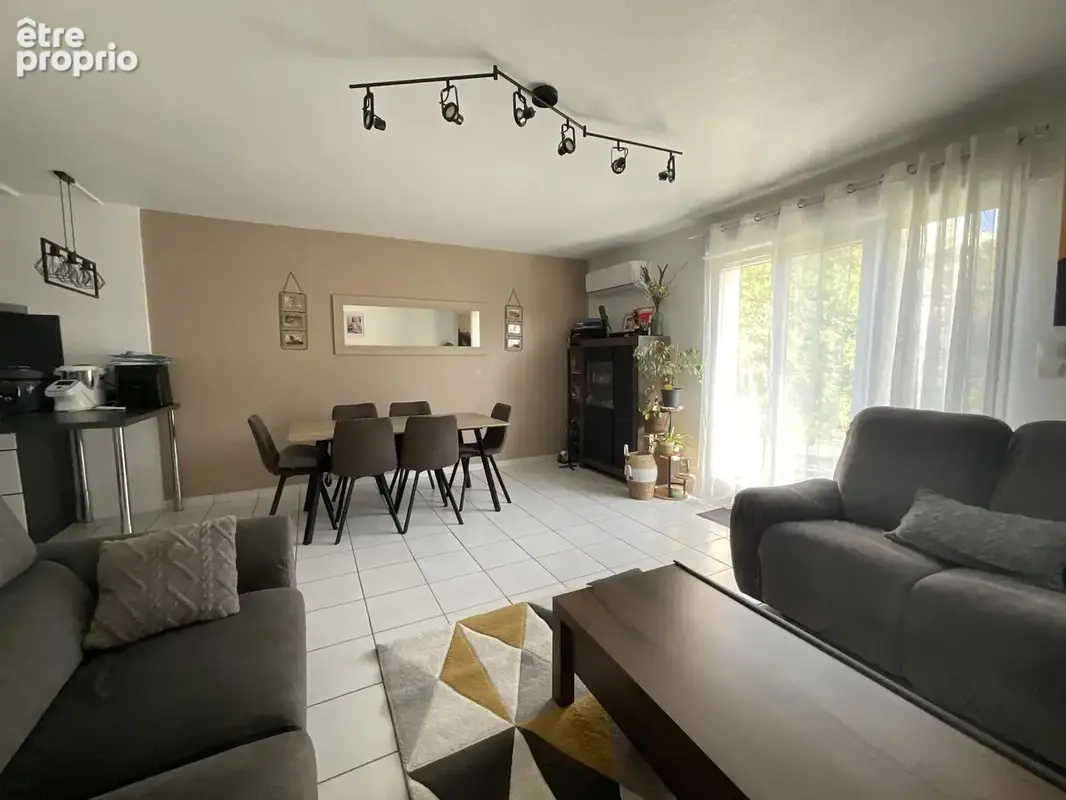 Maison T4 sur l’Isle -d’Abeau de 83 m2, année 2004 en très bon état - photo 4