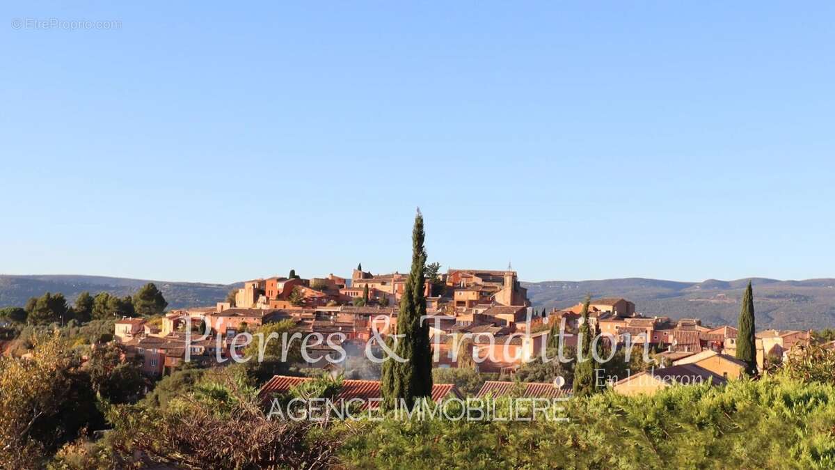 Maison à ROUSSILLON