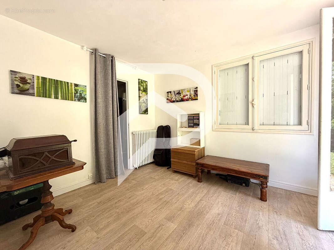 Maison à LAHOURCADE