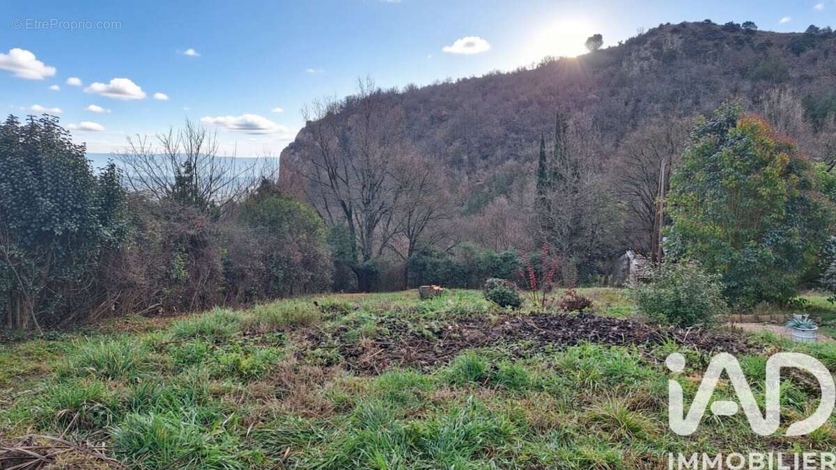 Photo 3 - Terrain à SOYONS