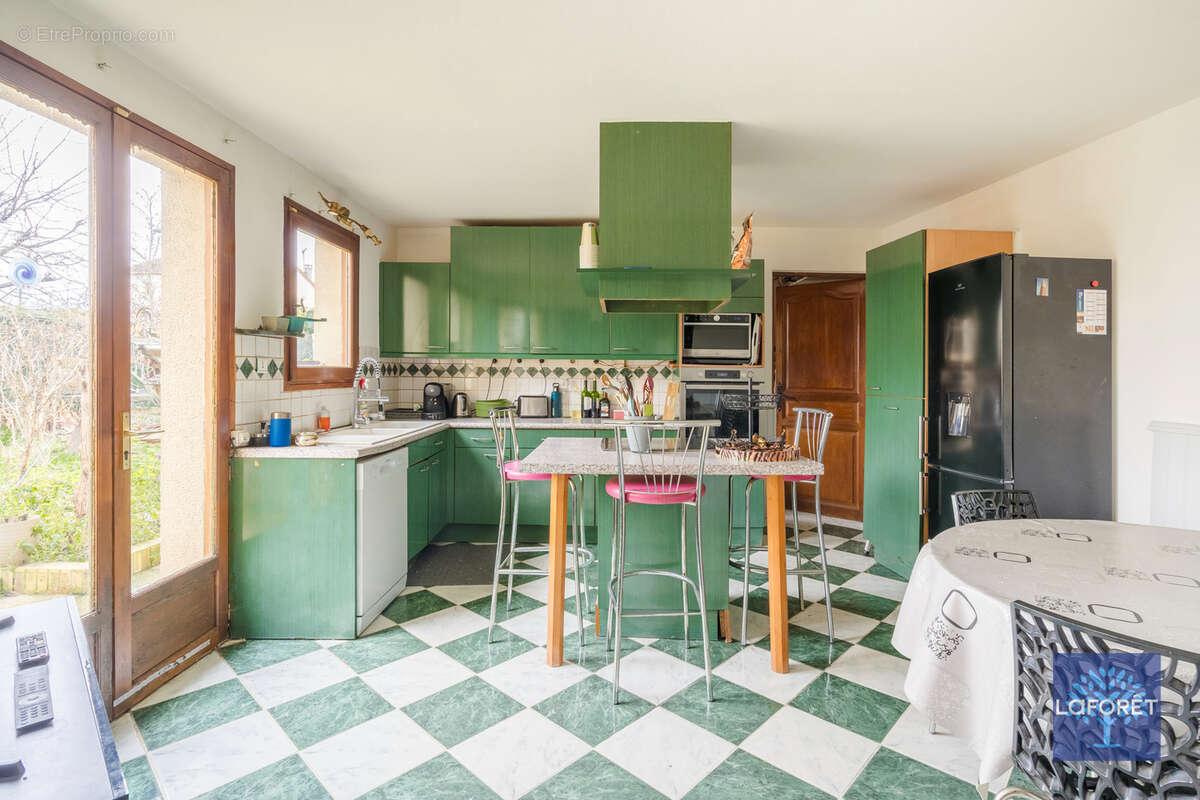 Maison à LE BLANC-MESNIL