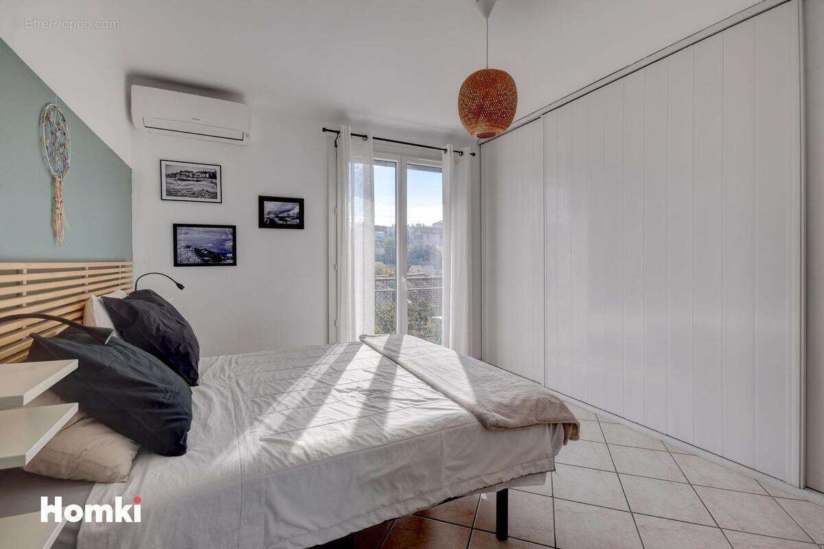 Appartement à MARSEILLE-7E
