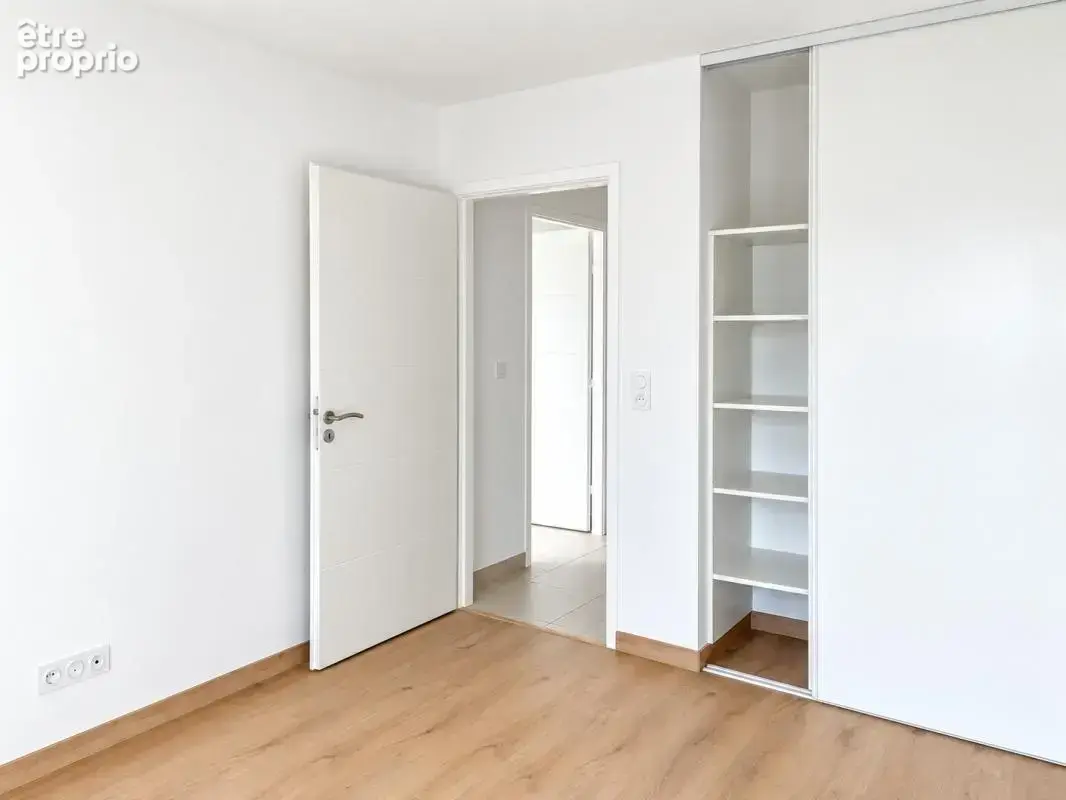 Appartement T2 de 42,6 m² avec balcon - Les Sables-d'Olonne - photo 4
