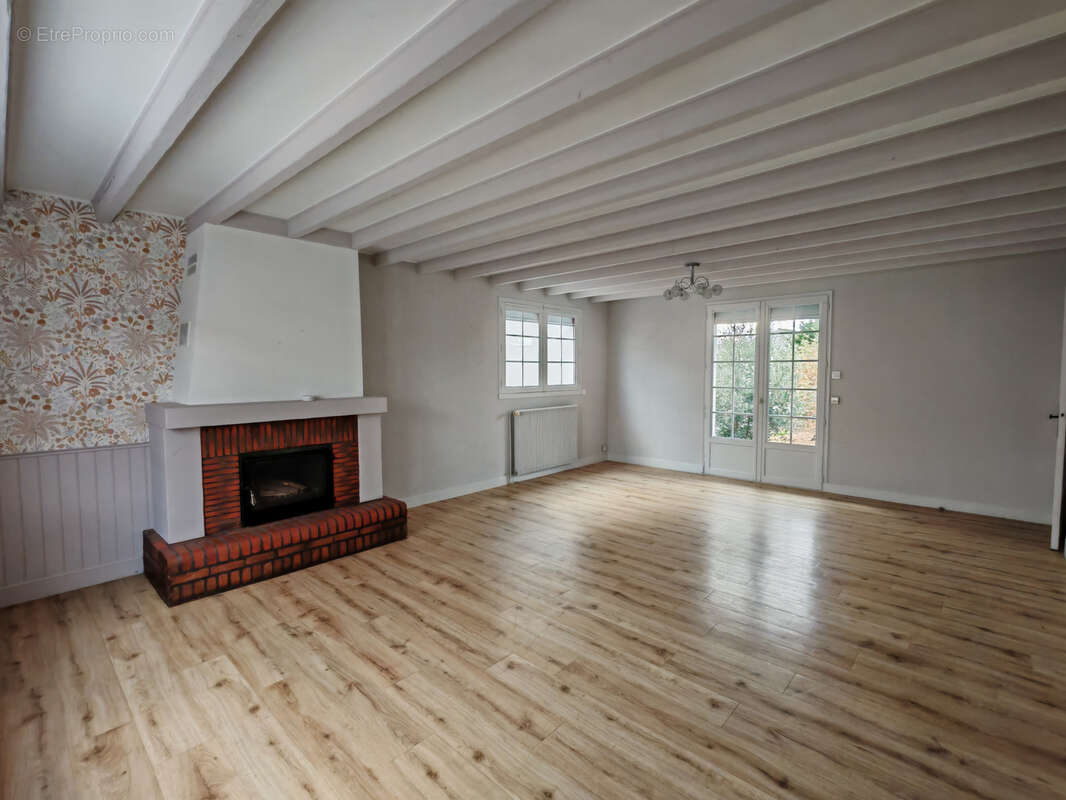 Maison à LA ROUXIERE