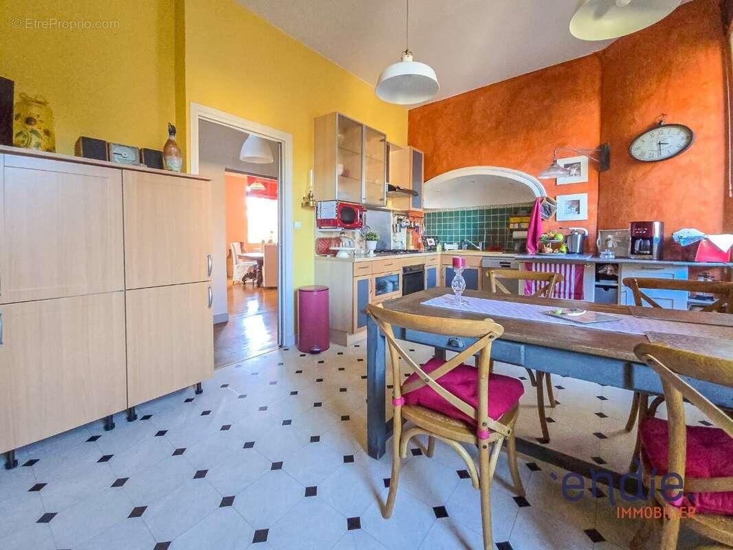 Appartement à MOULINS