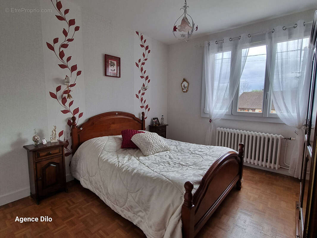 Maison à ERVY-LE-CHATEL