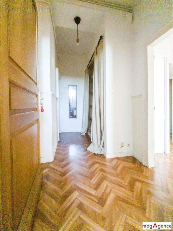 Appartement à FOUGERES