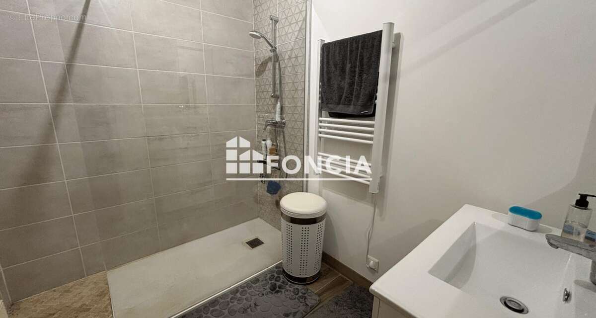 Exclusivite lunel appartement t2 bis de 96 m2 avec parking et cellier - photo 3