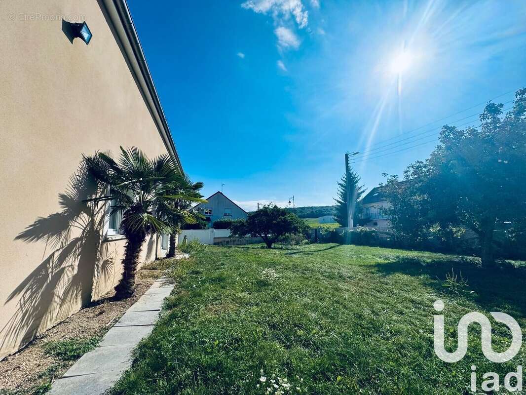 Maison 900 m² à Mailly-Champagne  - photo 4
