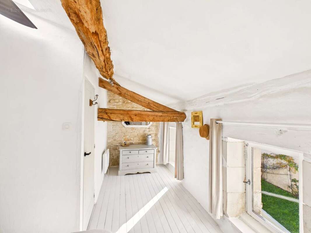 Maison à VILLEFAGNAN