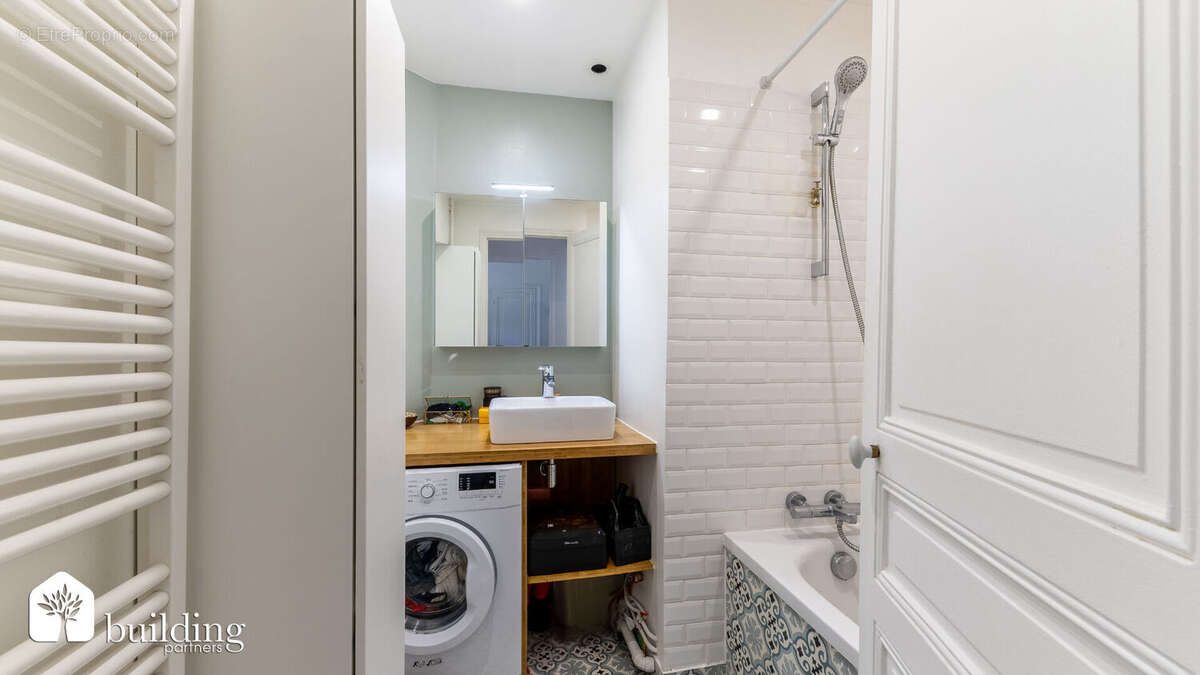 Appartement à LEVALLOIS-PERRET