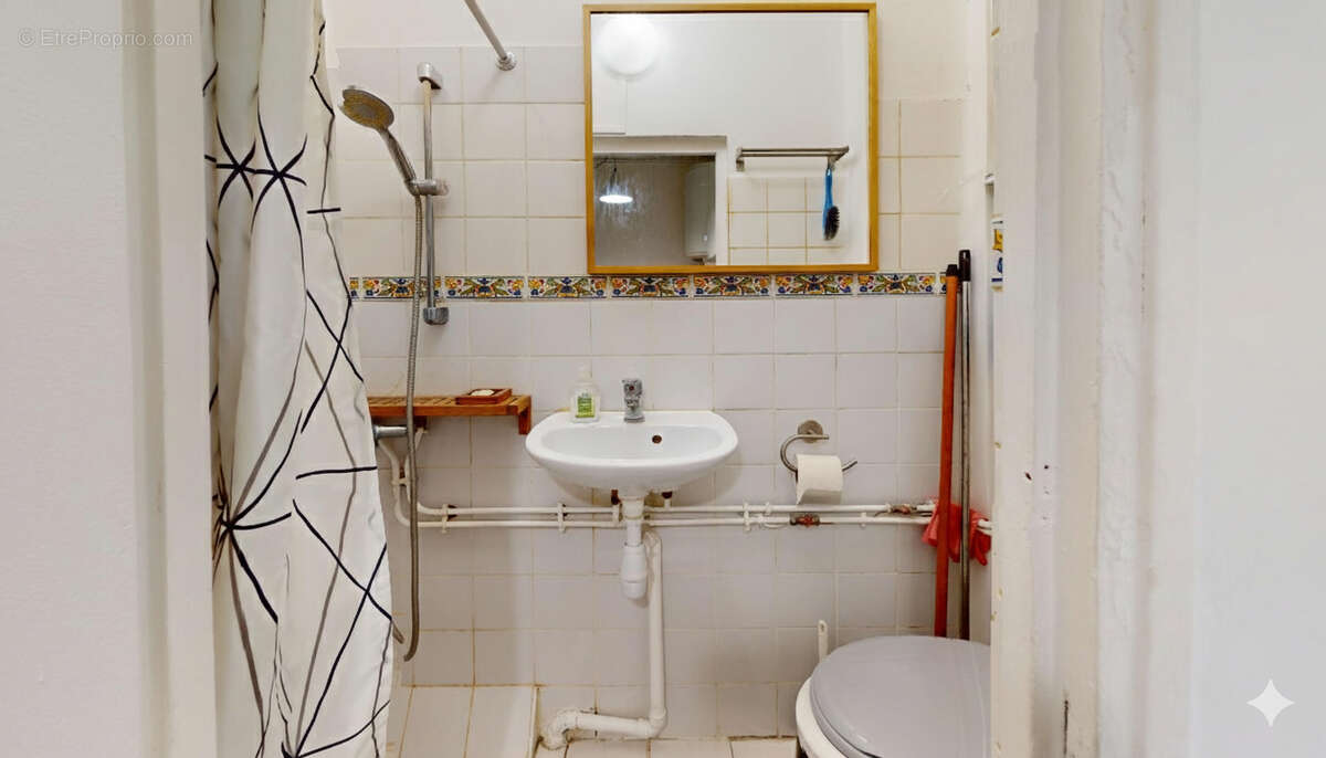 Appartement à PARIS-20E