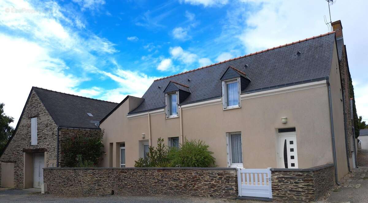 Photo 2 - Maison à CANDE